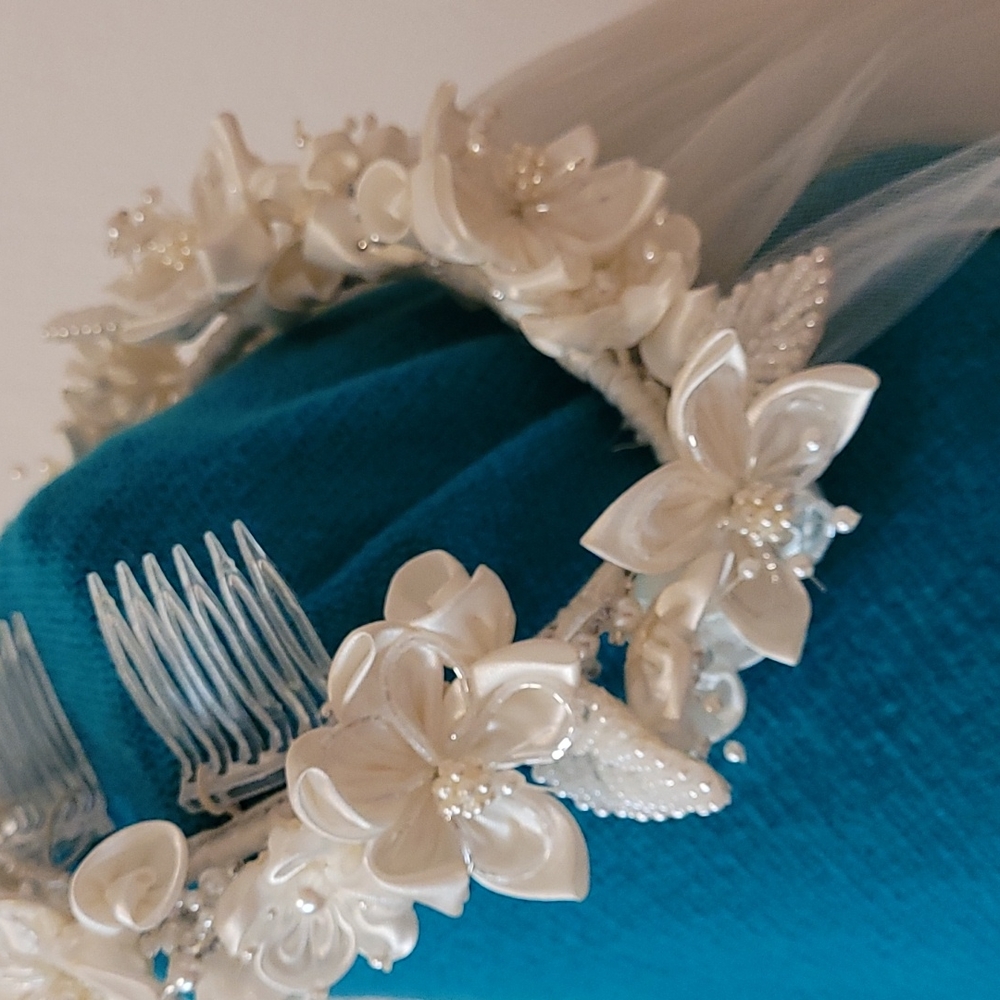 Wedding veil - Picture 3 of 10